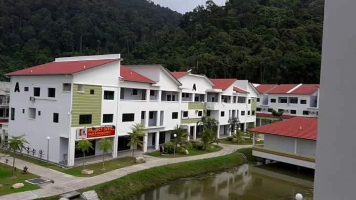 Homestay Lot 10 Pangkor Pekan Pangkor Екстер'єр фото